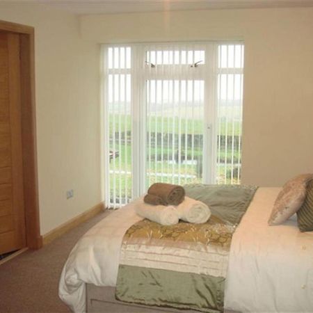 Criffel Glen Villa ดัมฟรีส์ ภายนอก รูปภาพ
